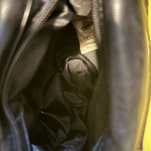 NWT gold small Clutch shoulder bag ♥️ - Picture 4 of 4